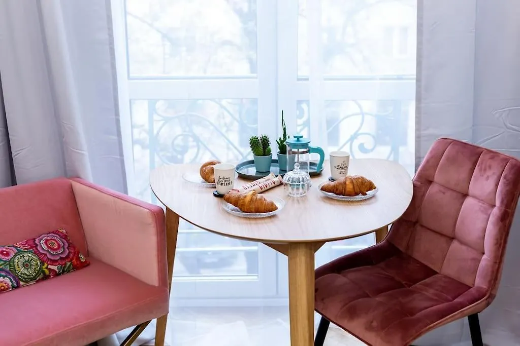 Romantyczny, Nowoczesny W Sercu Placu Zbawiciela! Warsaw Apartment