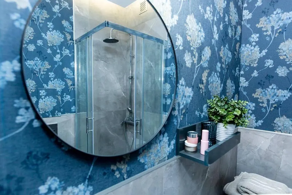 Apartment Romantyczny, Nowoczesny W Sercu Placu Zbawiciela! Warsaw Poland