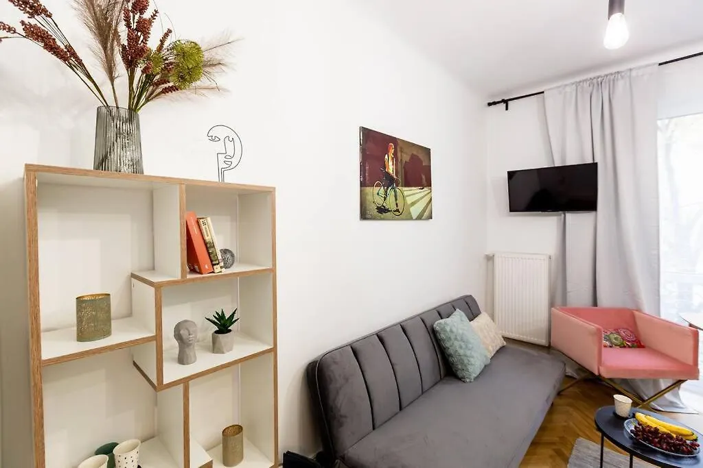 Romantyczny, Nowoczesny W Sercu Placu Zbawiciela! Warsaw Apartment